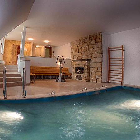 Hotel Heldt Бад Пирмонт Екстериор снимка