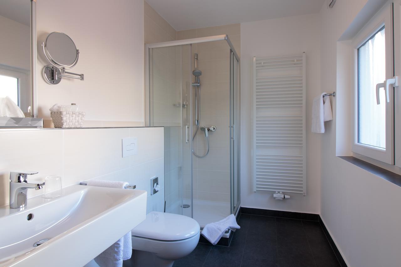 Hotel Heldt Бад Пирмонт Екстериор снимка